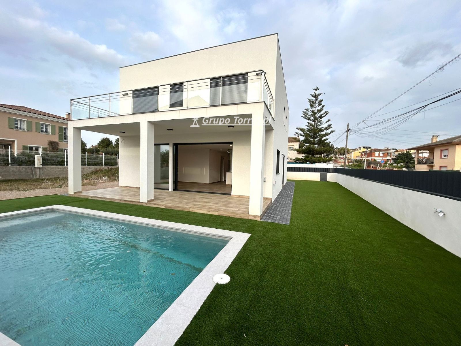 Swimming pool of Houses for sale in El Vendrell  with Air Conditioner, Heating and Swimming Pool
