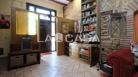 Foto 3 de Casa adosada en venta en Plaça D'eivissa, Horta, Barcelona
