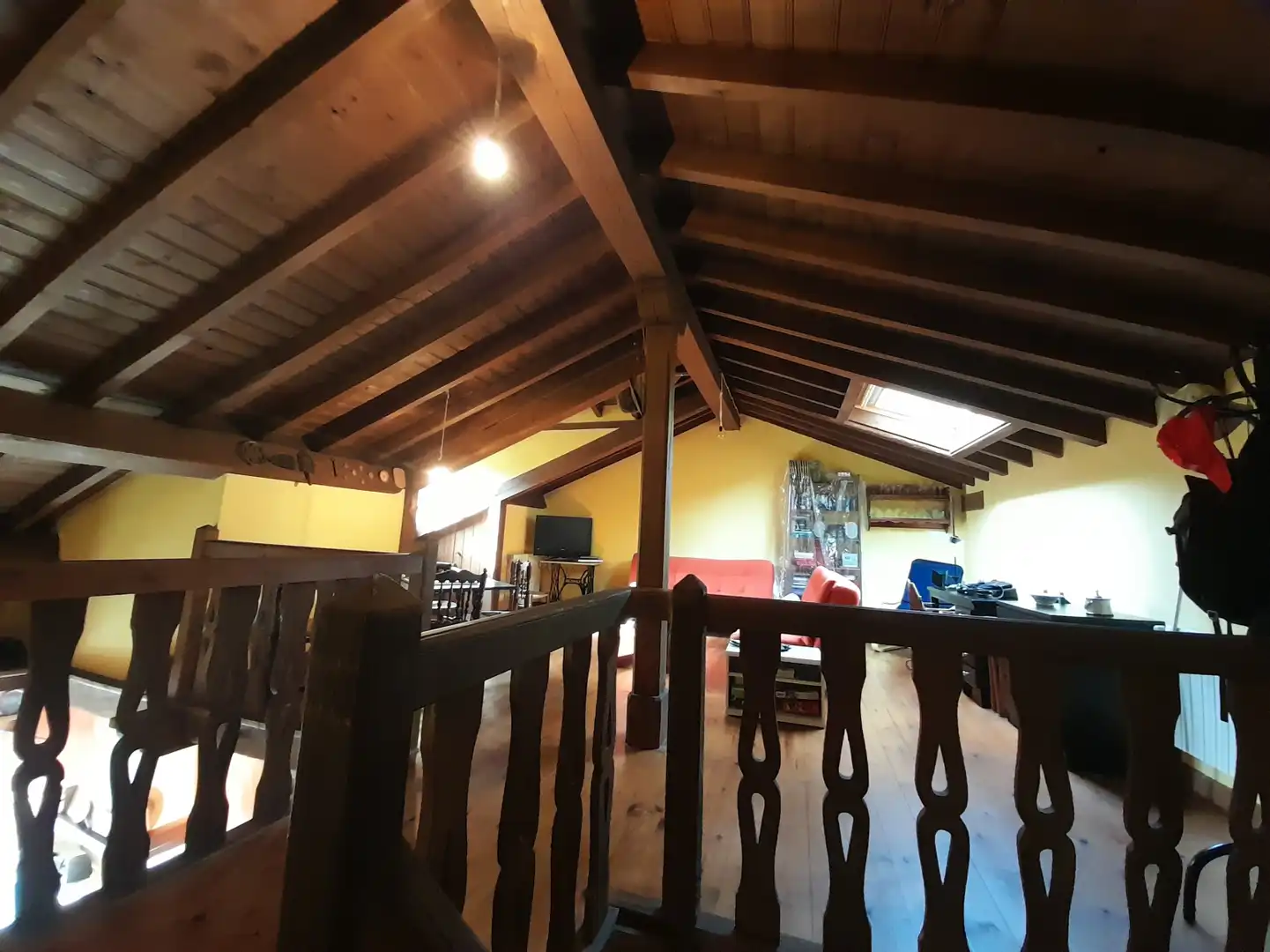 Casa adosada en venda en Caso amb Calefacció, Terrassa i Traster