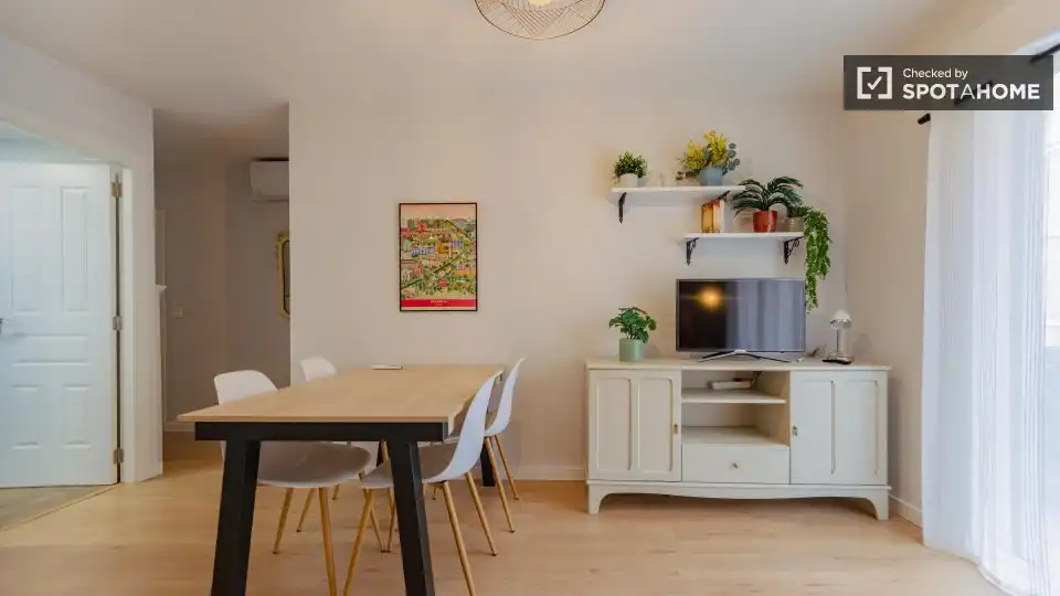 Comedor de Piso de alquiler en Valencia con Aire acondicionado, Calefacción y Amueblado