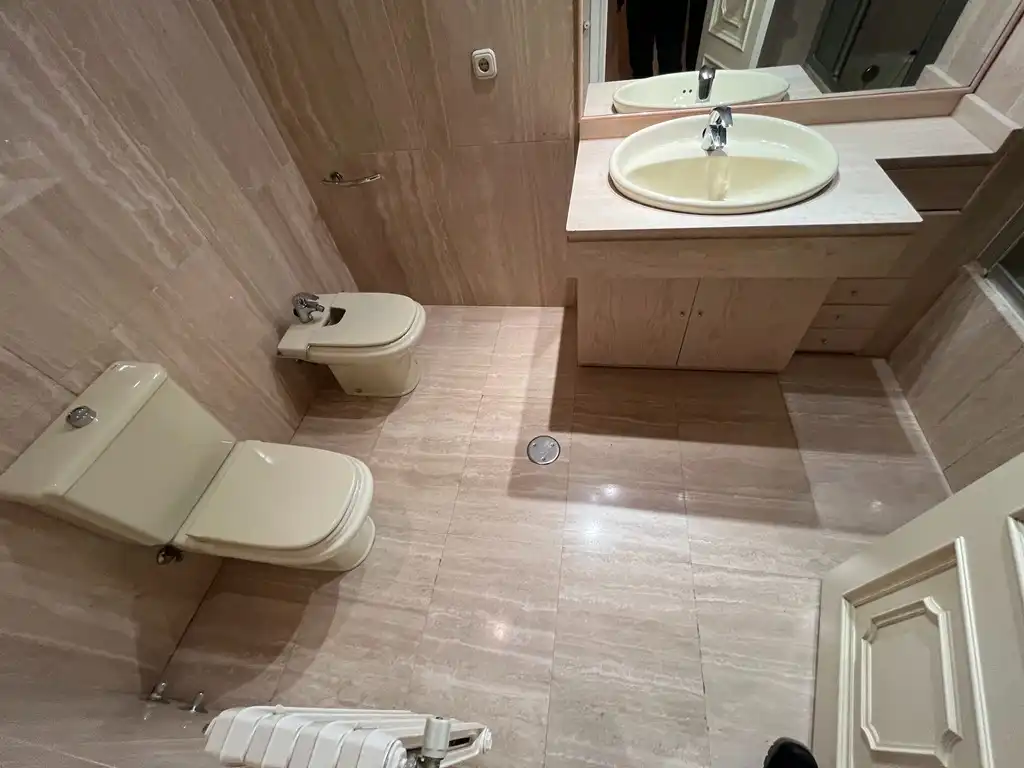 Bathroom of Flat for sale in Albacete  with Air Conditioner, Heating and Parquet flooring