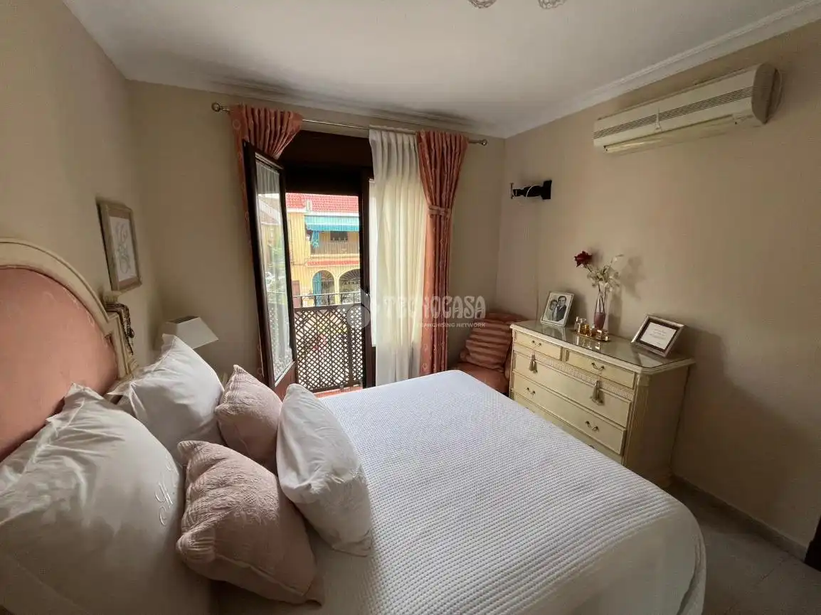 Bedroom of Detached homes for sale in Alcalá de Guadaira  with Air Conditioner, Heating and Balcony