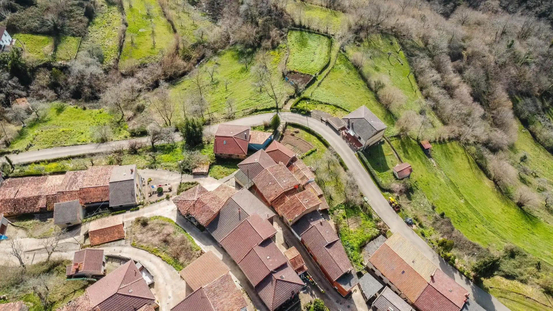 Casa o xalet en venda en Riosa amb Jardí privat