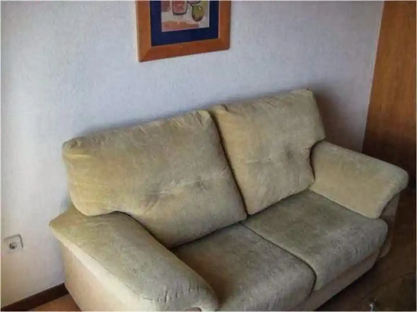 Living room of Flat for rent in Vigo   with Parquet flooring, Storage room and Furnished