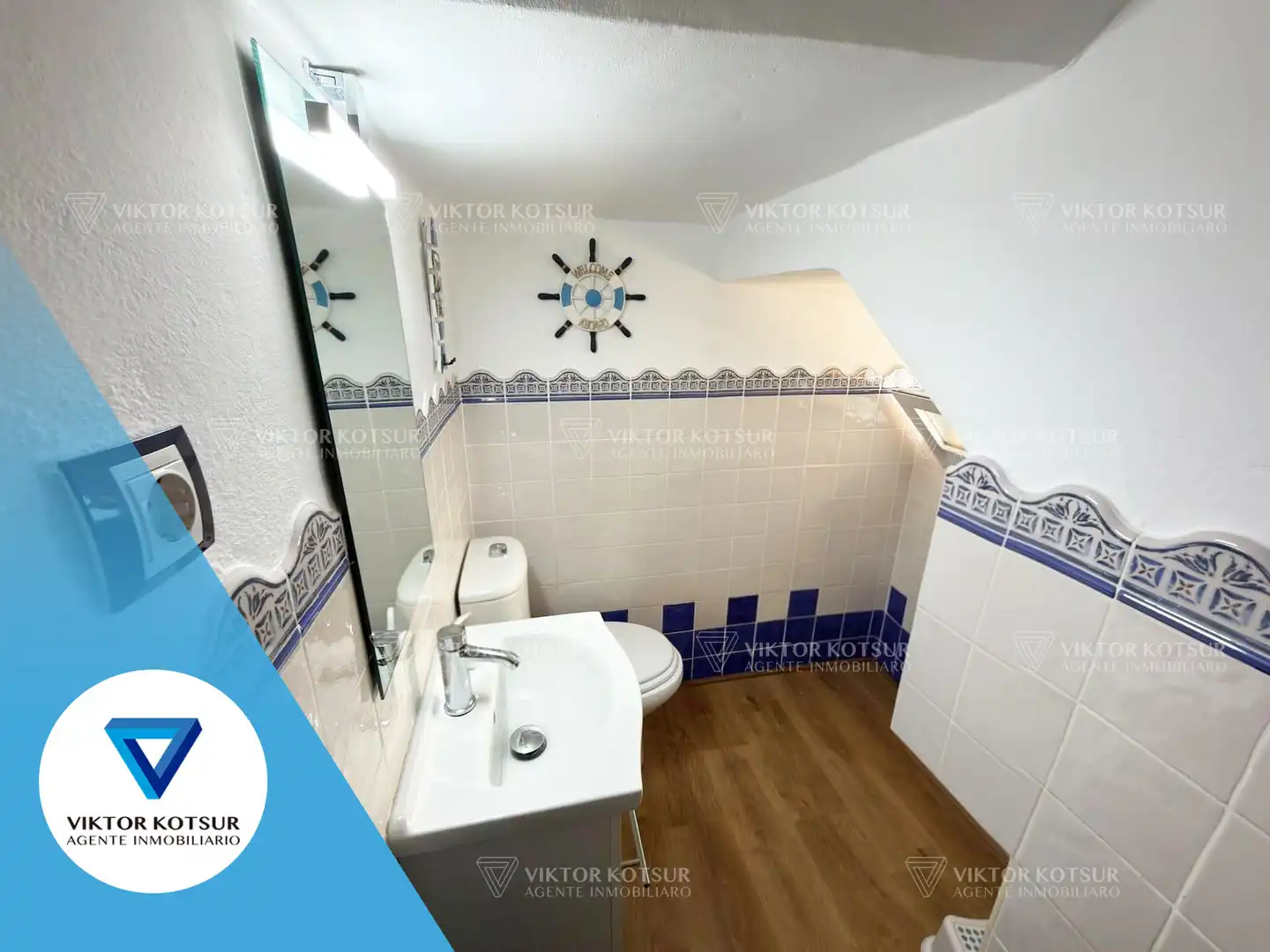 Bathroom of Detached homes for sale in Roquetas de Mar  with Air Conditioner, Terrace and Storage room