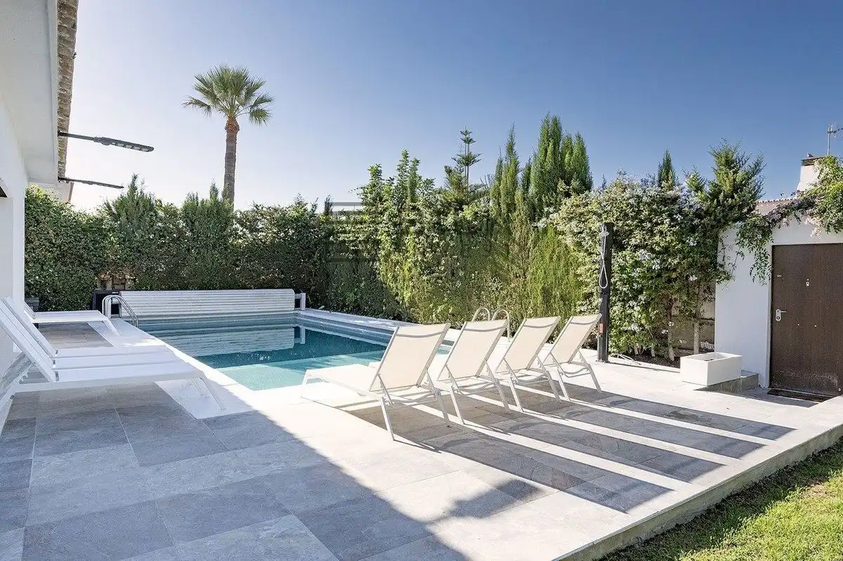 Villa con piscina in vendita a Guadalmemdina, imagen 3