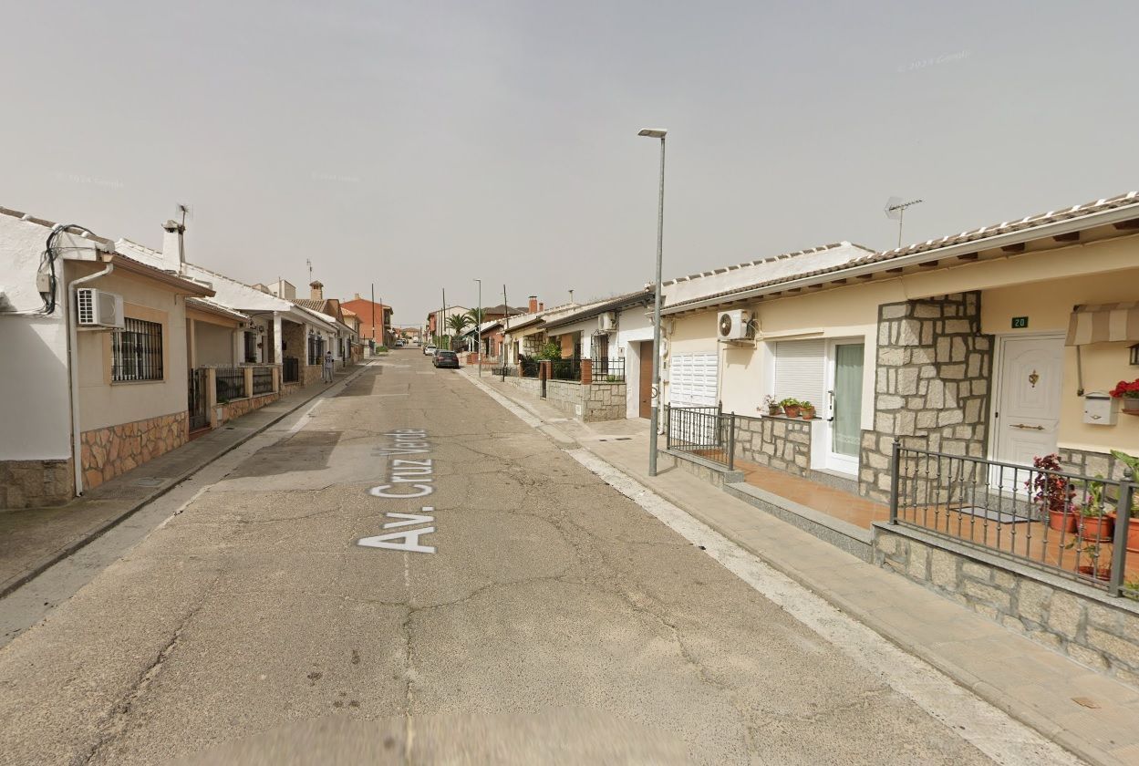 Exterior view of Duplex for sale in La Puebla de Montalbán