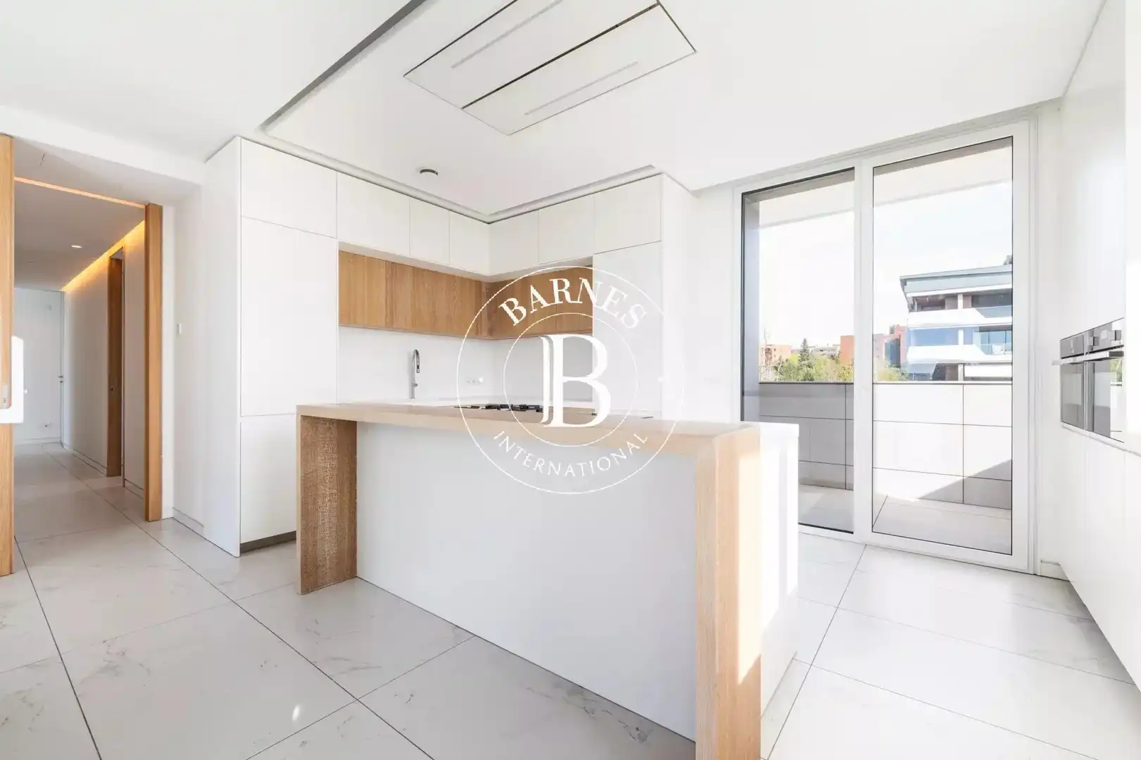 Kitchen of Flat for rent in Pozuelo de Alarcón  with Air Conditioner, Heating and Terrace