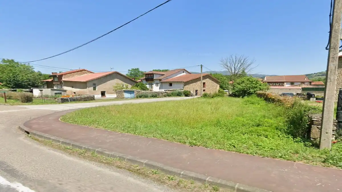 Terrenys i solars en venda a CILLEROS, (SOLAR DE SOPEÑA), imagen 2