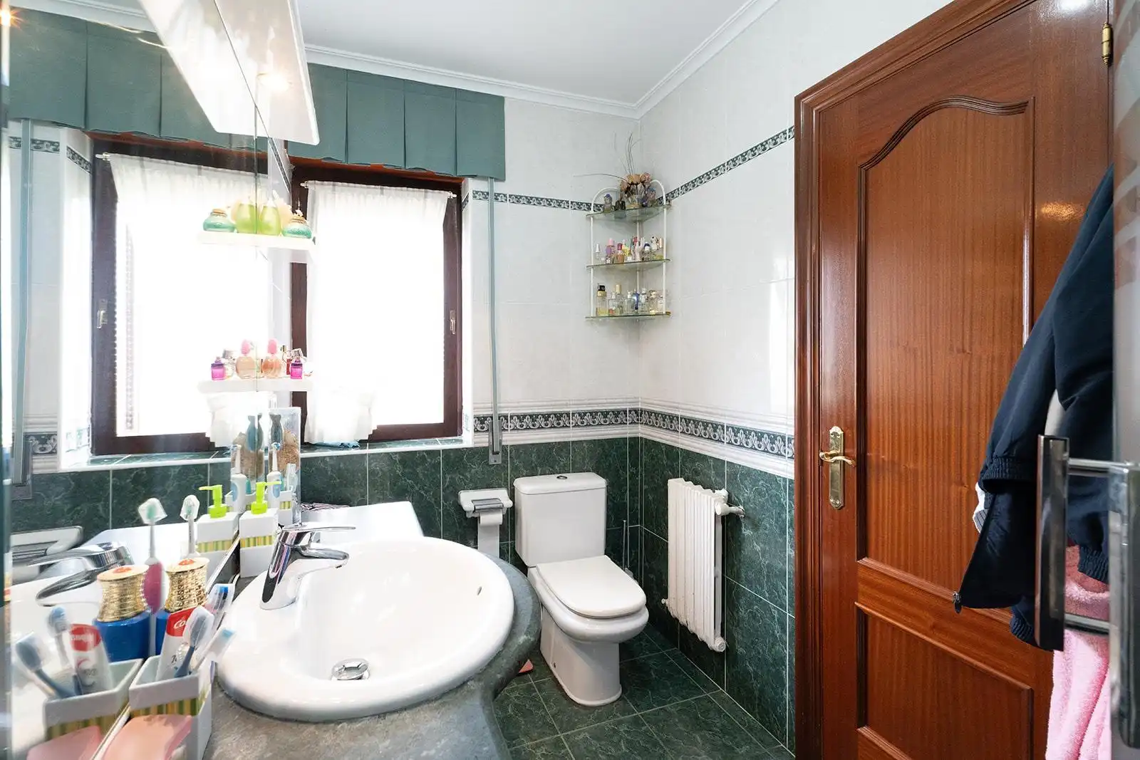 Bany de Casa o xalet en venda en Santander amb Calefacció, Jardí privat i Terrassa