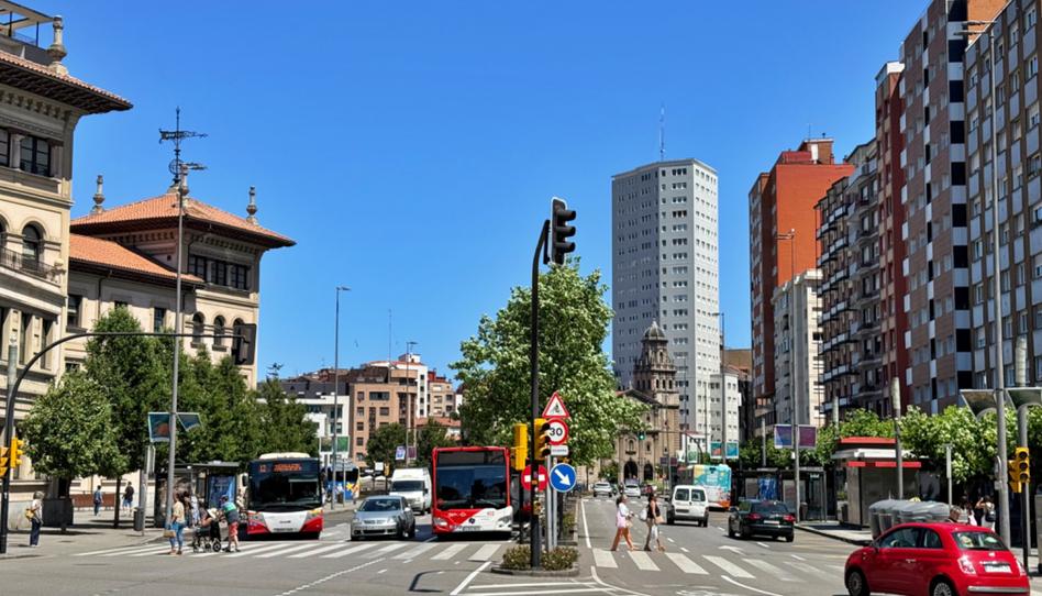 Foto 1 de Pis en venda a Calle Decano Prendes Pando, Barrio del Centro, Asturias