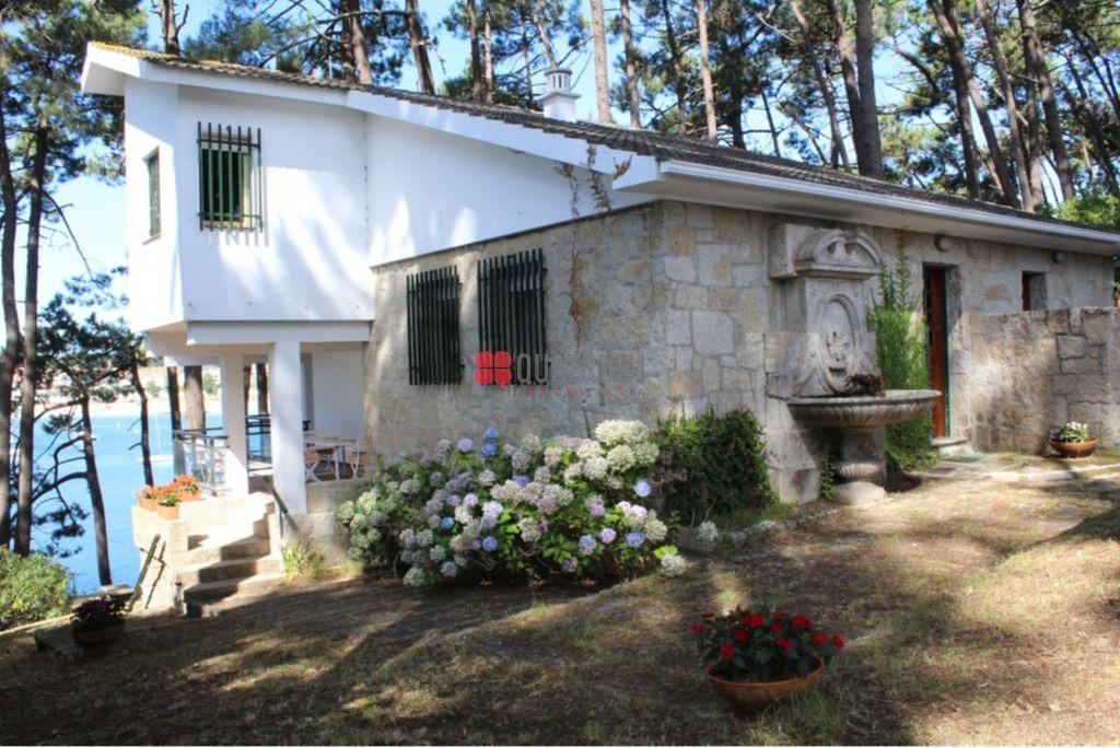 Jardín de Casa o chalet en venta en Sanxenxo con Jardín privado, Terraza y Trastero