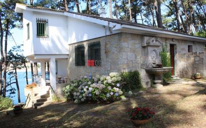 Jardí de Casa o xalet en venda en Sanxenxo amb Jardí privat, Terrassa i Traster