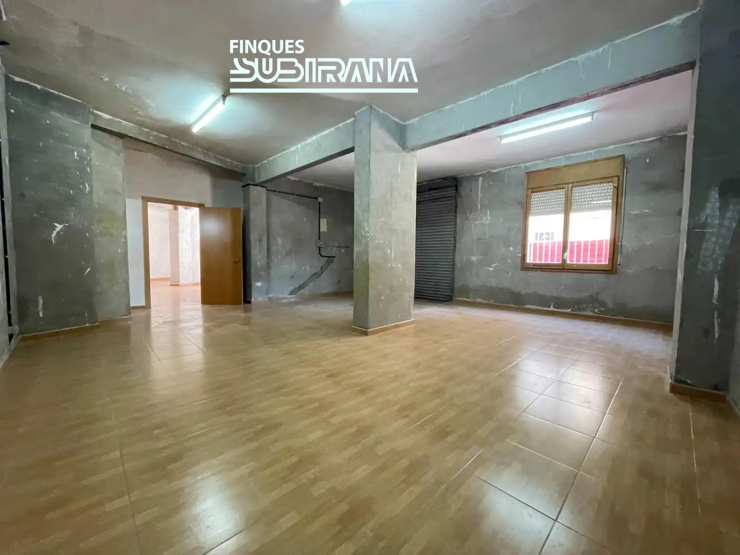 Locale commerciale in vendita a Vilanova del Camí, imagen 8