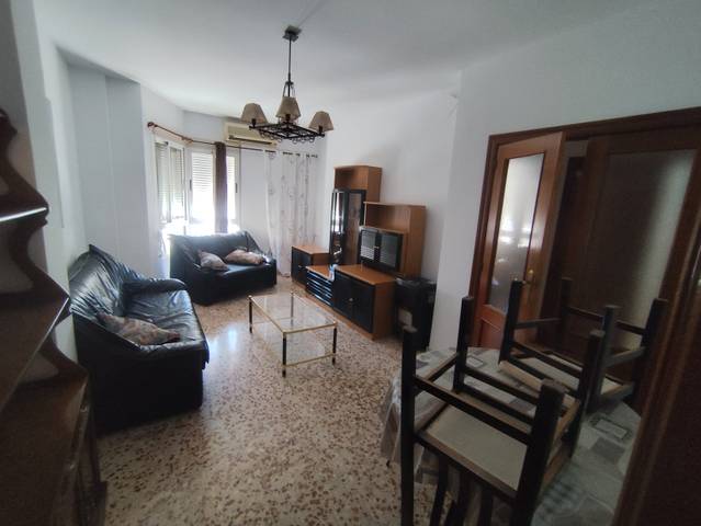 Piso en Venta en Calle España en Torreperogil