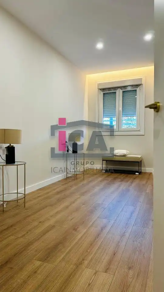 Sala d'estar de Apartament en venda en Cáceres amb Aire condicionat i Calefacció