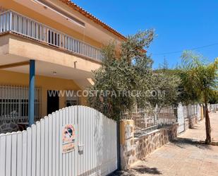 Vista exterior de Casa adosada de lloguer en Los Alcázares amb Aire condicionat, Moblat i Forn