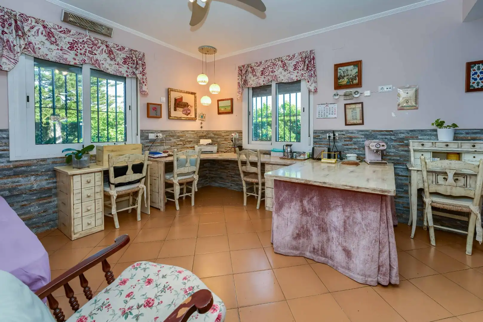 Cocina de Casa o chalet en venta en Palomares del Río con Aire acondicionado, Calefacción y Jardín privado
