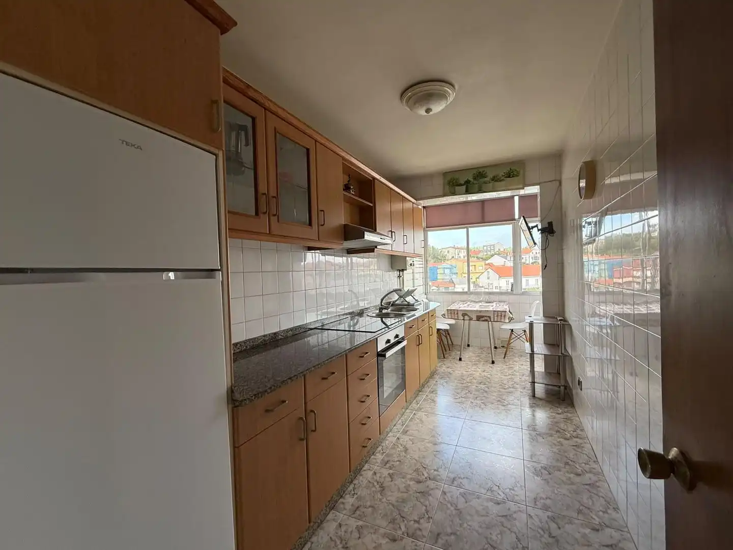 Kitchen of Apartments for rent in Boiro, A Coruña