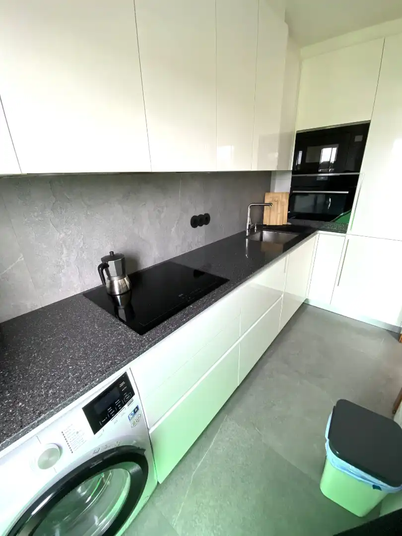 Cocina de Piso en venta en Gijón  con Calefacción, Parquet y Trastero