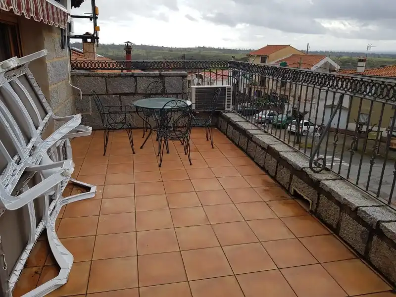 Terrassa de Casa o xalet en venda en Tejeda de Tiétar amb Aire condicionat, Calefacció i Jardí privat