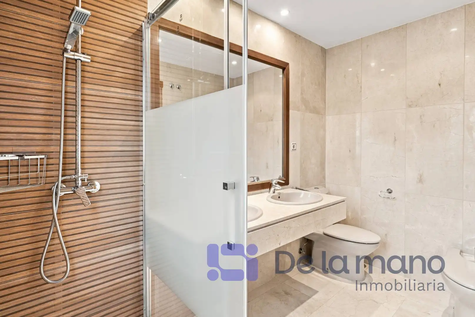 Flat for rent in Avenida TALGO, 89, Aravaca