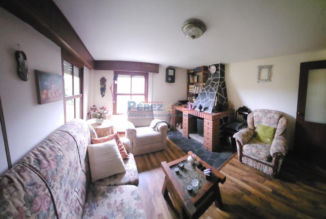 Sala d'estar de Casa o xalet en venda en Cabanas amb Calefacció, Jardí privat i Parquet
