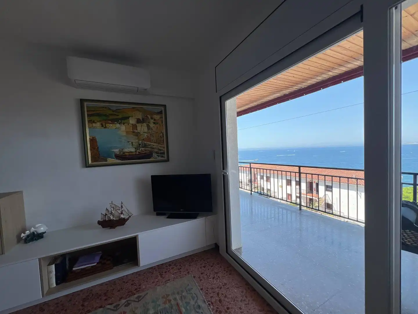 Living room of Flat for sale in Roses  with Terrace and Furnished
