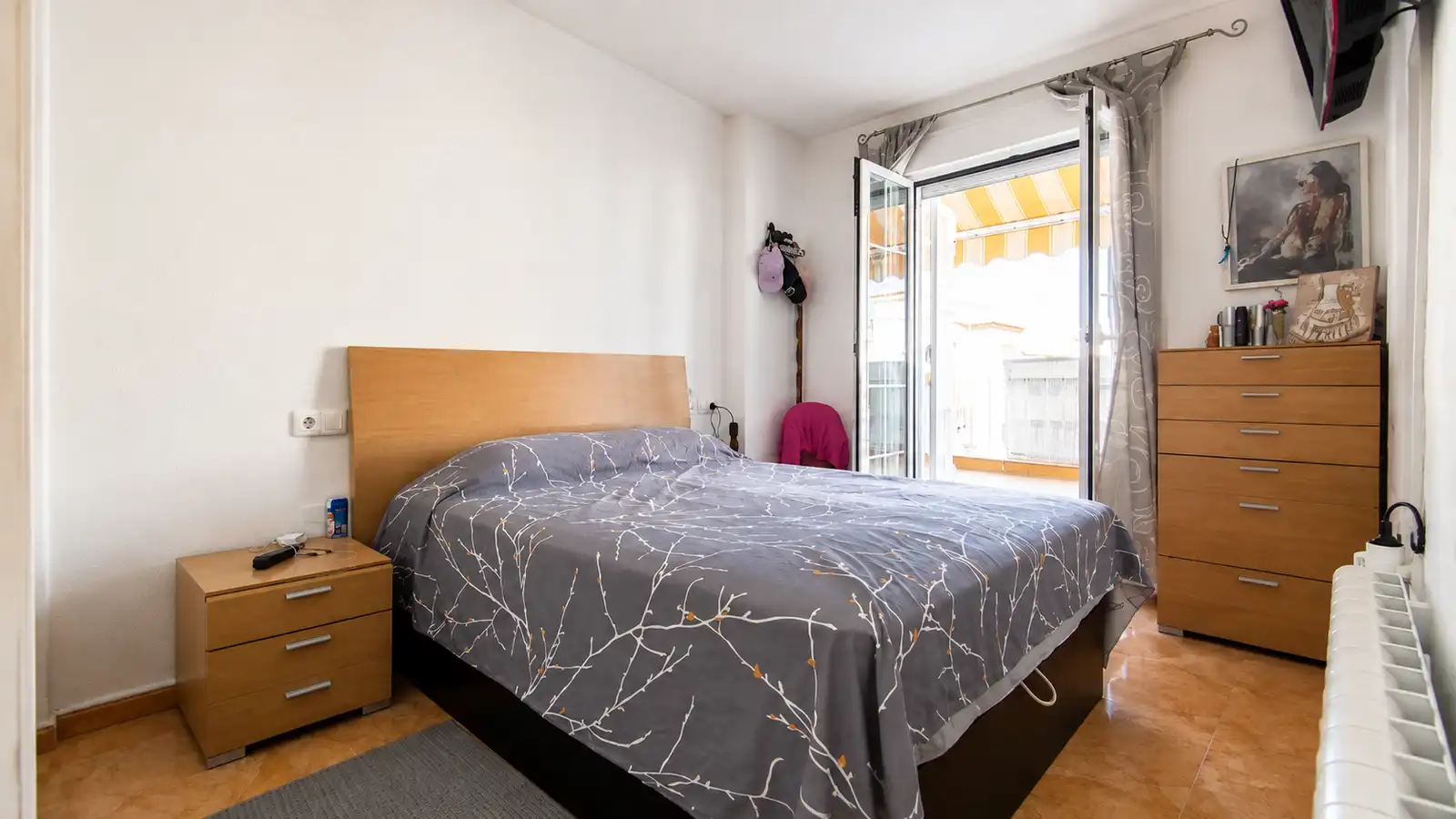 Schlafzimmer von Haus oder Chalet zum Verkauf in Santa Pola mit Klimaanlage, Heizung und Gemeinschaftspool
