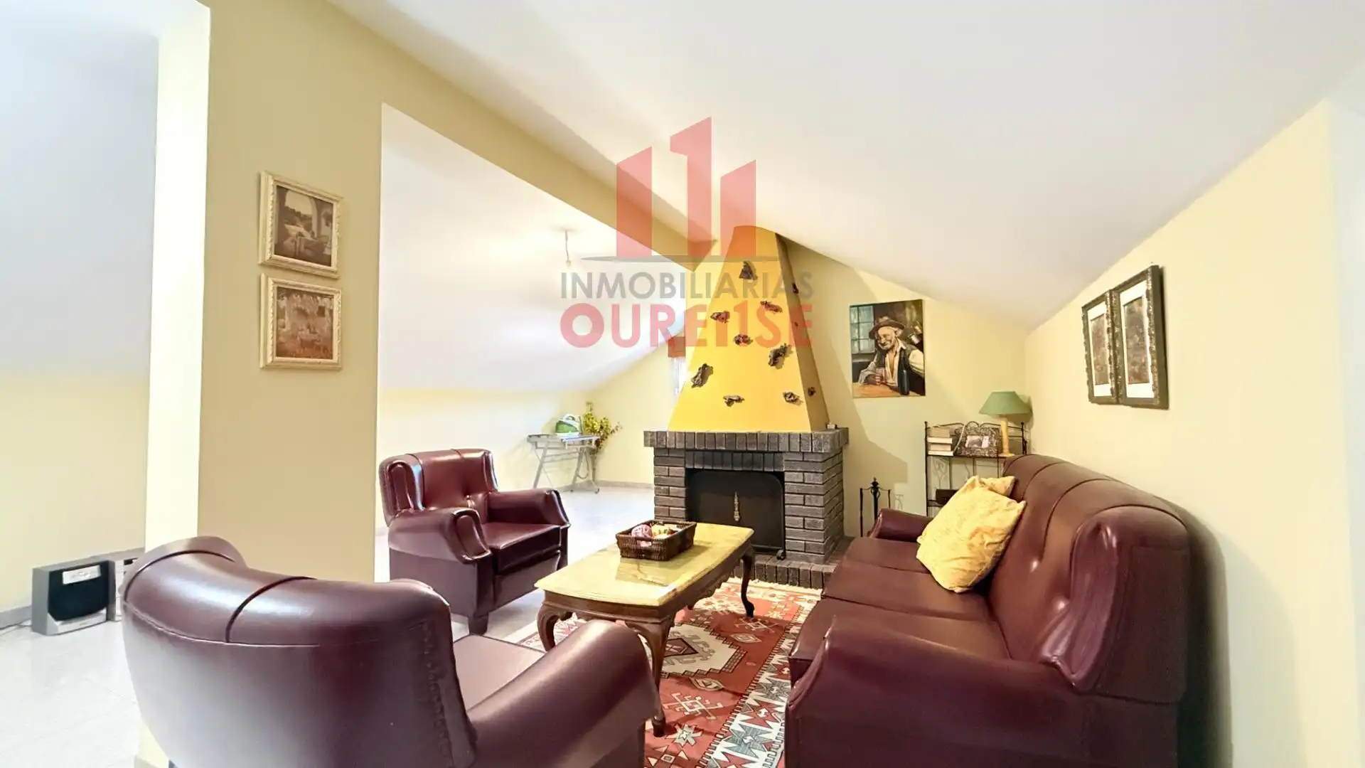 Sala de estar de Casa o chalet en venta en Ourense Capital  con Jardín privado, Terraza y Trastero