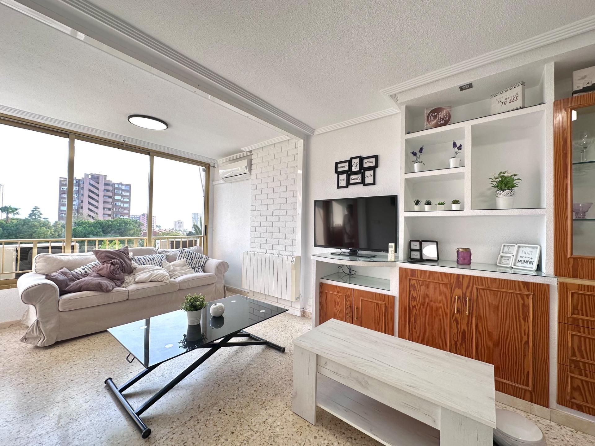 Living room of Apartment to rent in Alicante / Alacant  with Air Conditioner, Private garden and Community pool