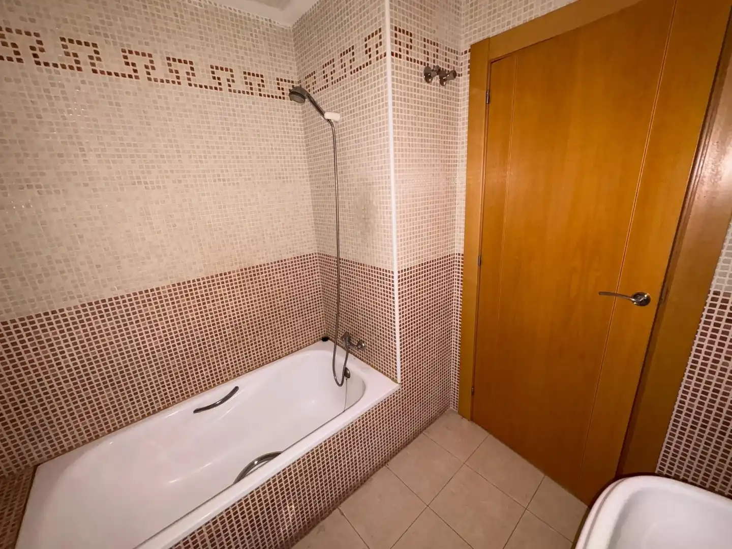 Bathroom of Flat for sale in Murcia  with Air Conditioner and Storage room