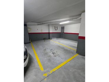Parcheggio in affitto a Avenida Cambados