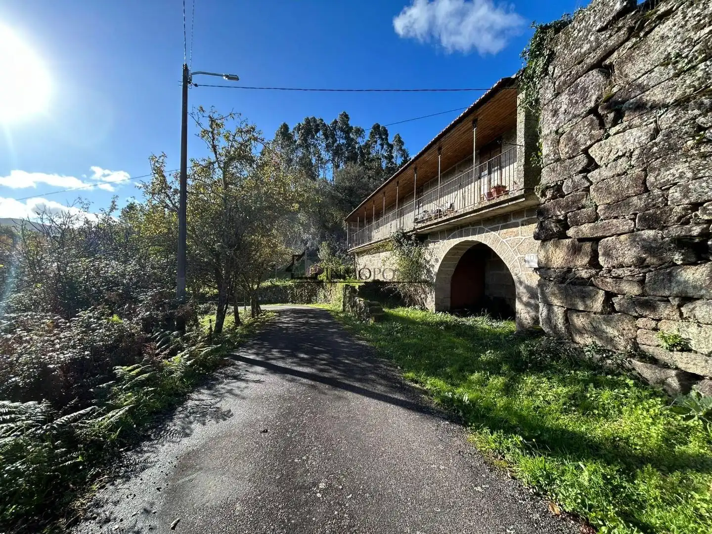 Vista exterior de Casa o xalet en venda en Cerdedo amb Jardí privat