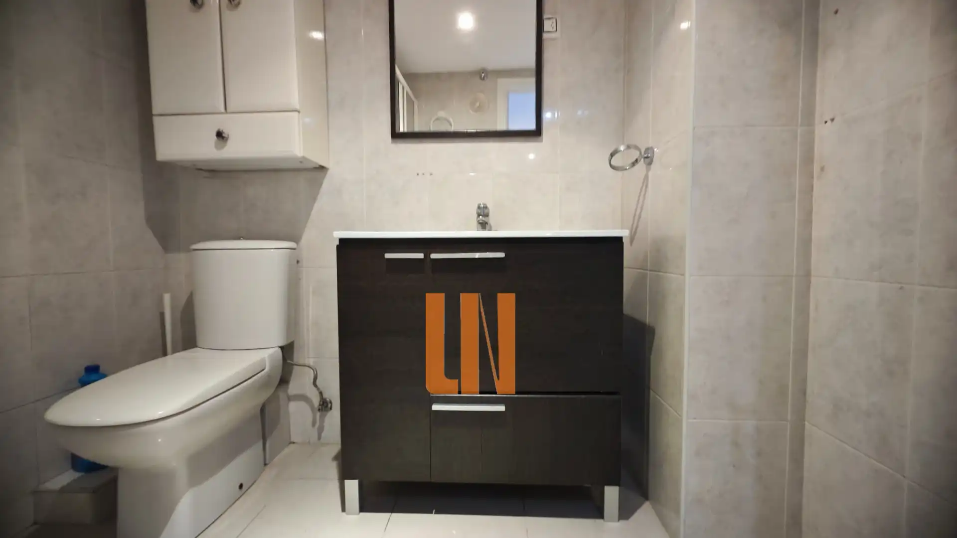 Baño de Oficina en venta en A Coruña Capital  con Internet