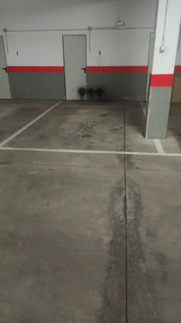 Einzelparkplatz mit Aufzug zur Miete in Calle Felipe II, imagen 3