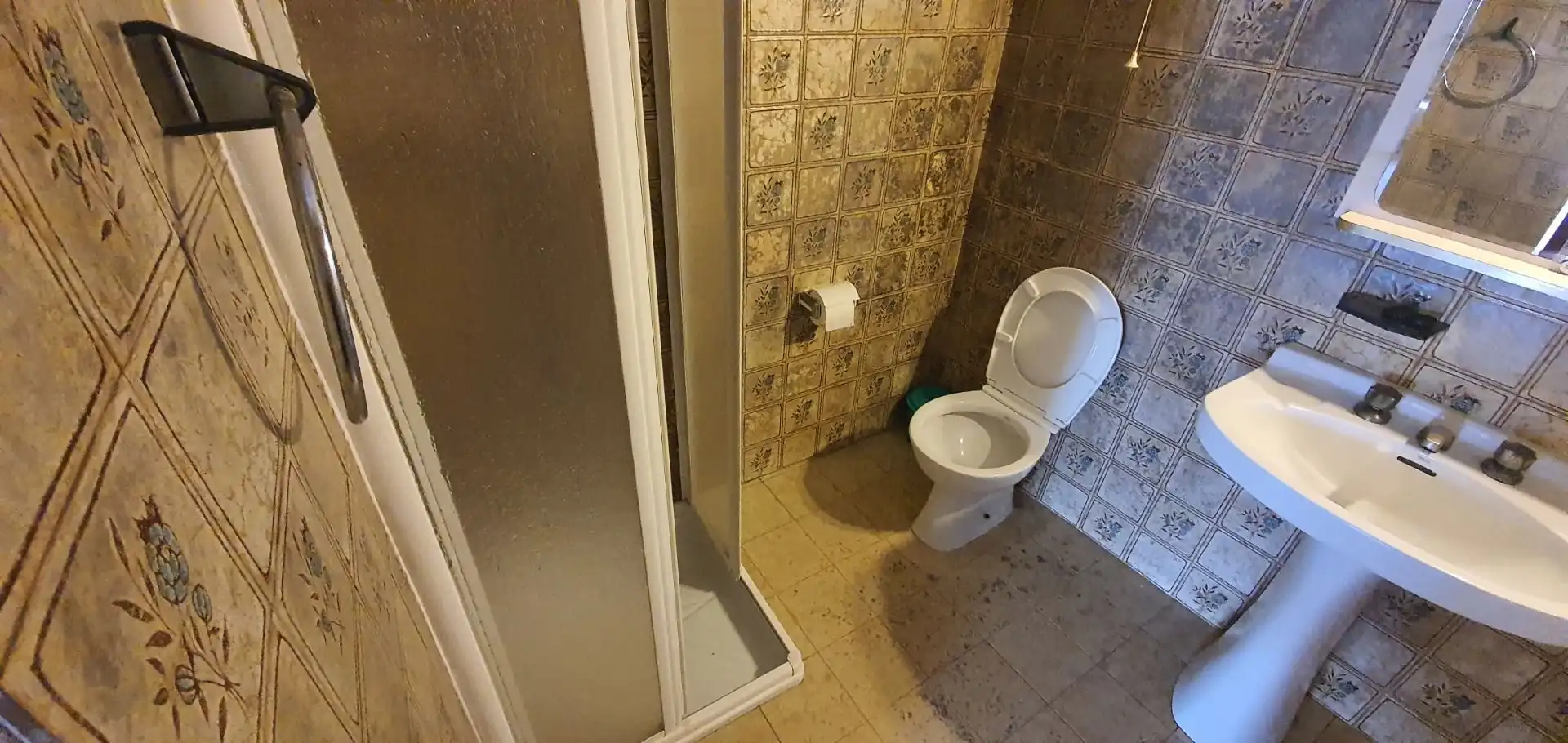 Bathroom of Houses for sale in Bot