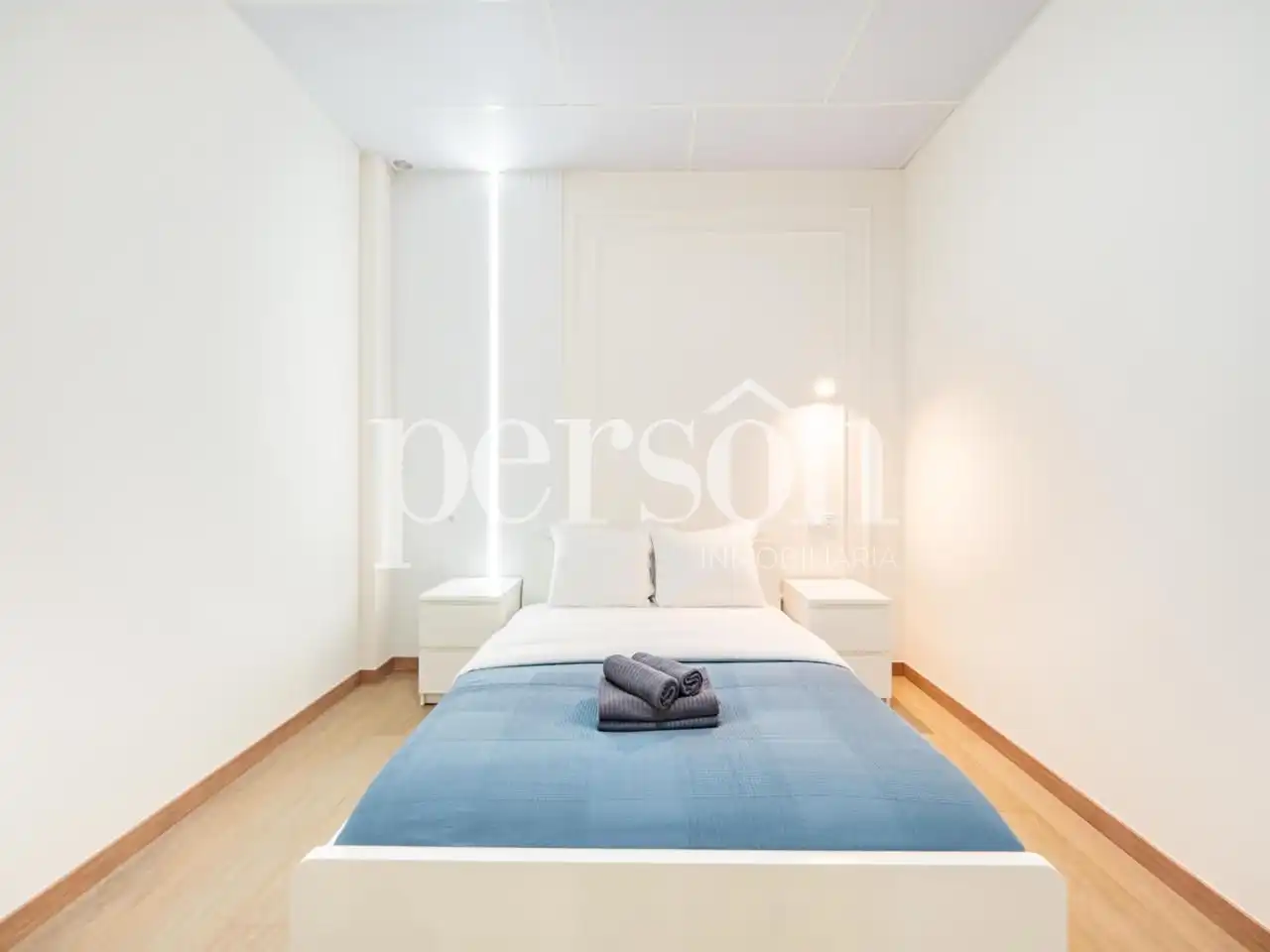 Schlafzimmer von Erdgeschoss zum Verkauf in Valencia mit Klimaanlage, Terrasse und Abstellraum