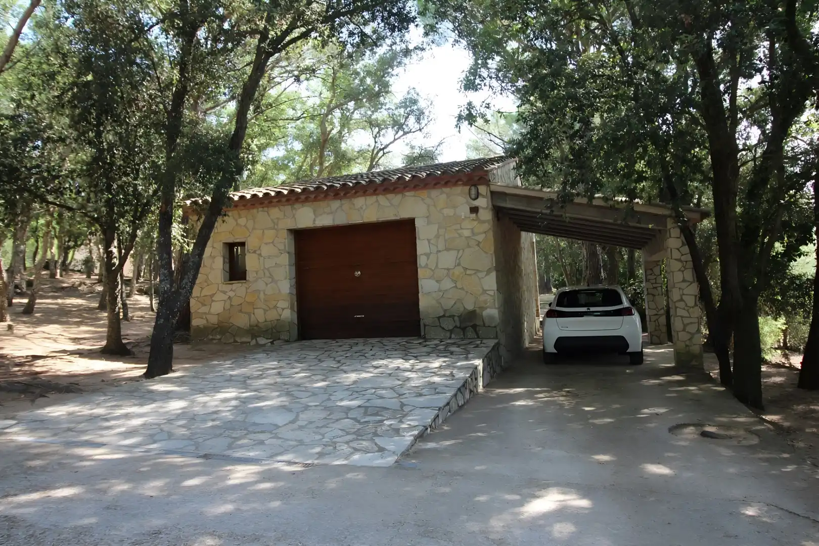 Parking of Houses for sale in Darnius  with Heating, Terrace and Storage room
