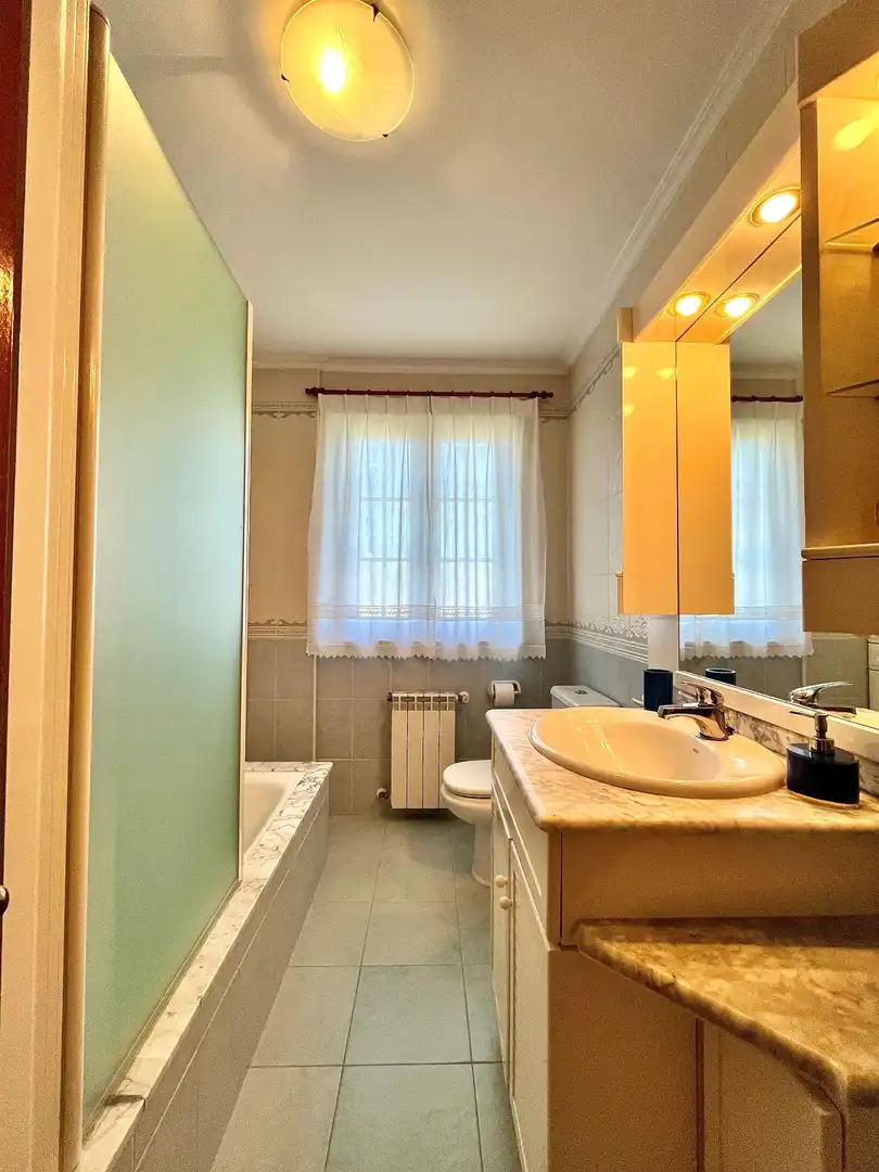 Badezimmer von Haus oder Chalet zum Verkauf in Valdoviño mit Heizung, Privatgarten und Abstellraum