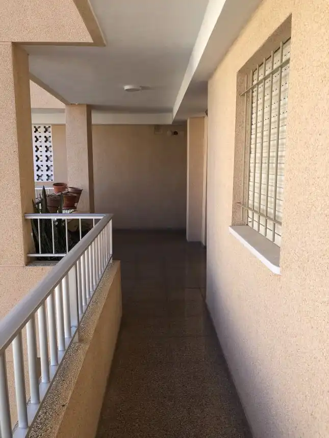 Wohnungen zur Miete in Santa Pola mit Privatgarten, Terrasse und Möbliert