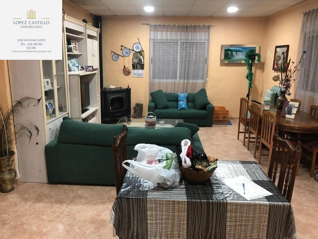 Sala d'estar de Casa o xalet de lloguer en Aspe amb Aire condicionat, Terrassa i Piscina