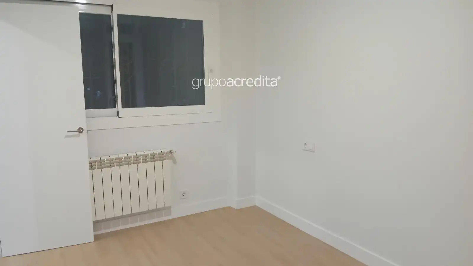 Flat for sale in Santiago de Compostela   with Heating, Storage room and Oven