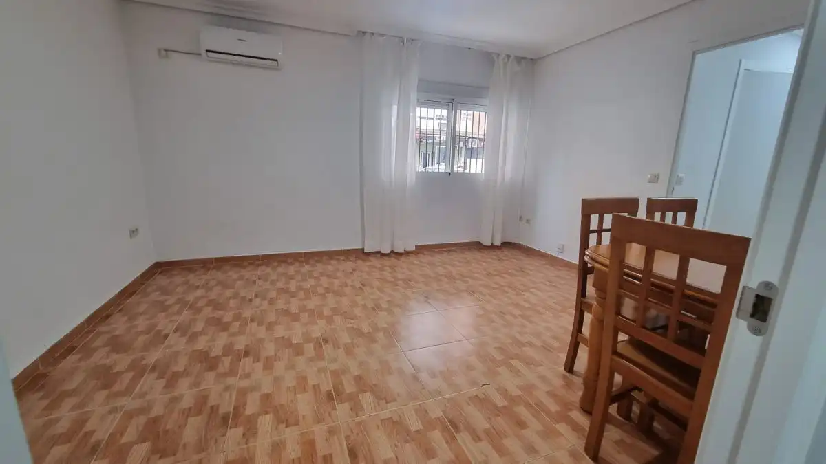 Comedor de Piso de alquiler en Sevilla con Aire acondicionado y Calefacción