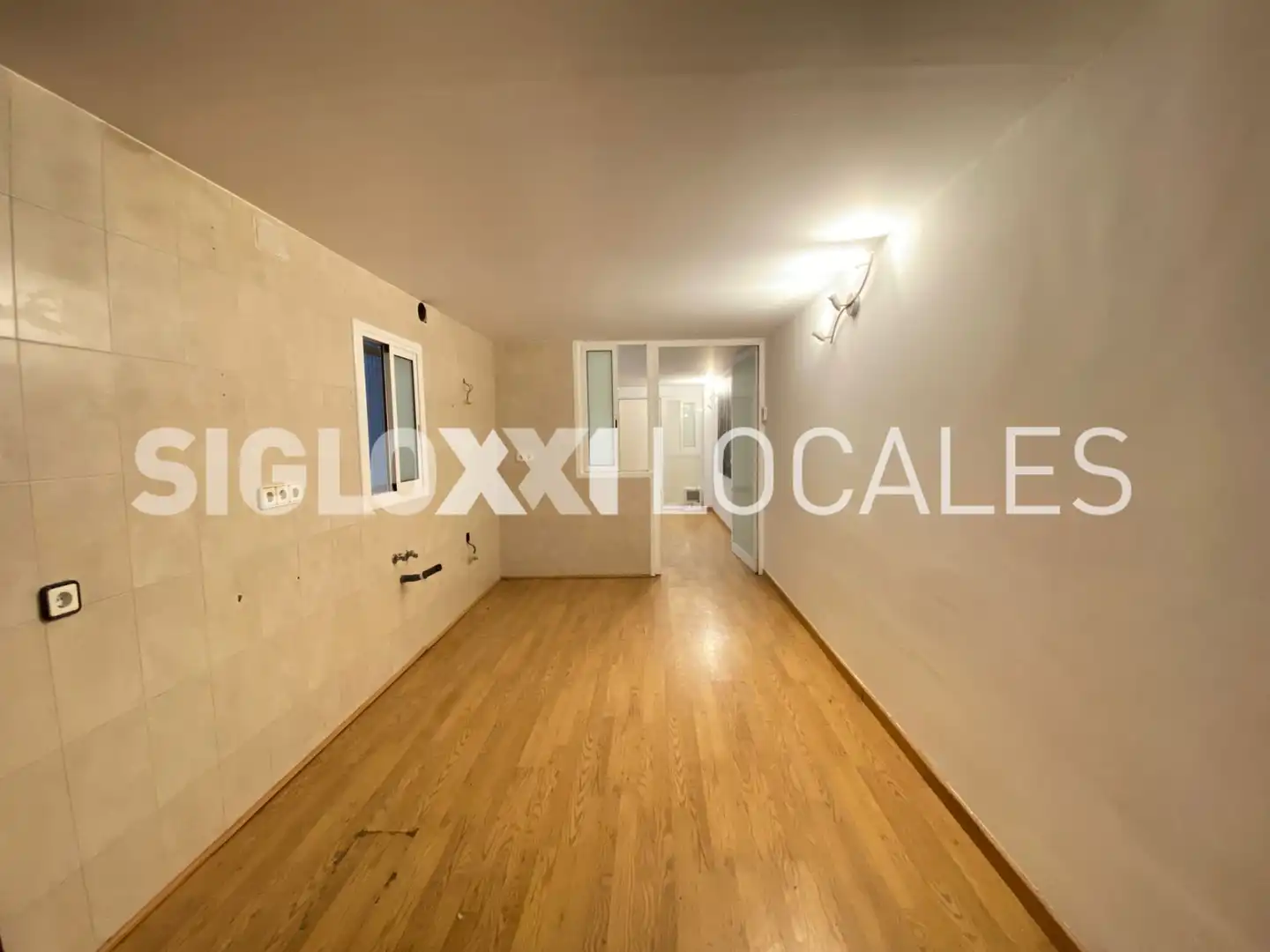 Commercial properties for sale in PASEO MARAGALL, El Congrés i els Indians