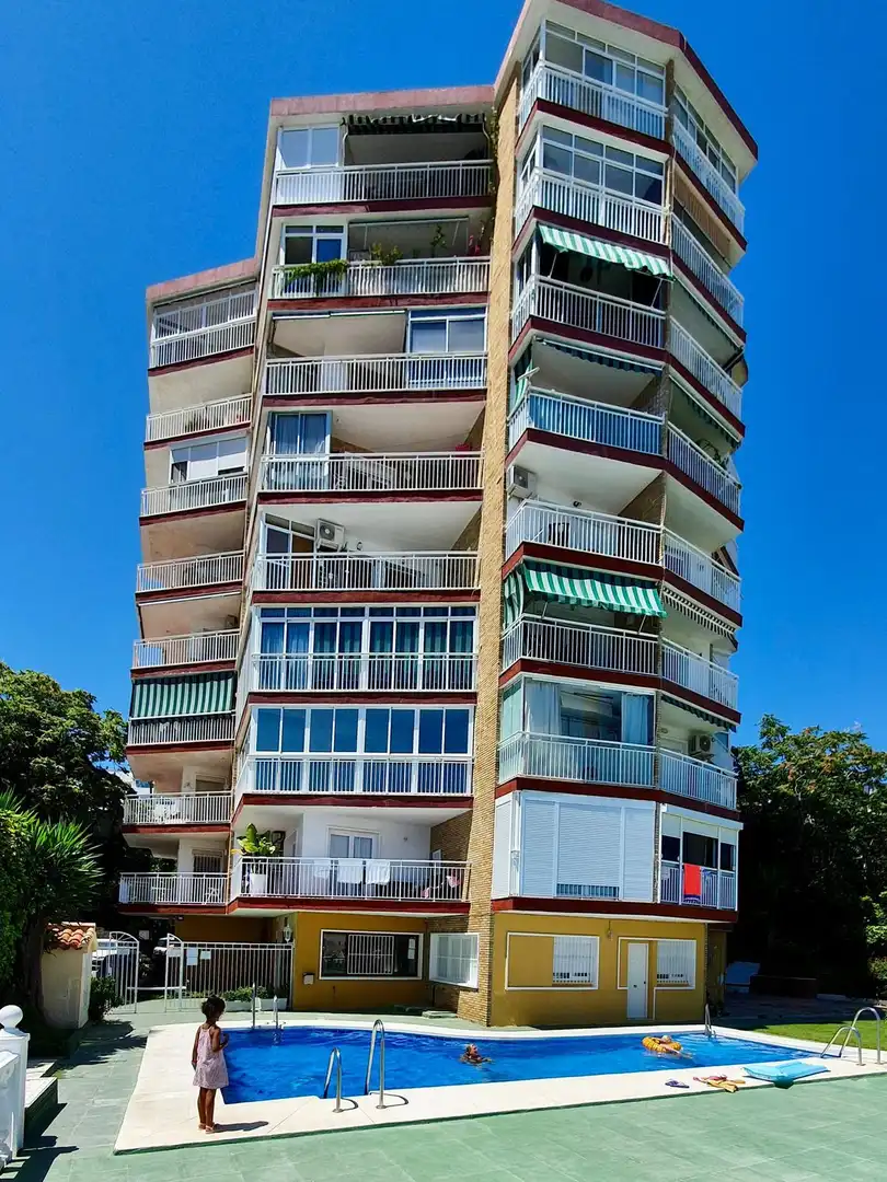 Apartament amb piscina en venda a bajondillo, imagen 20