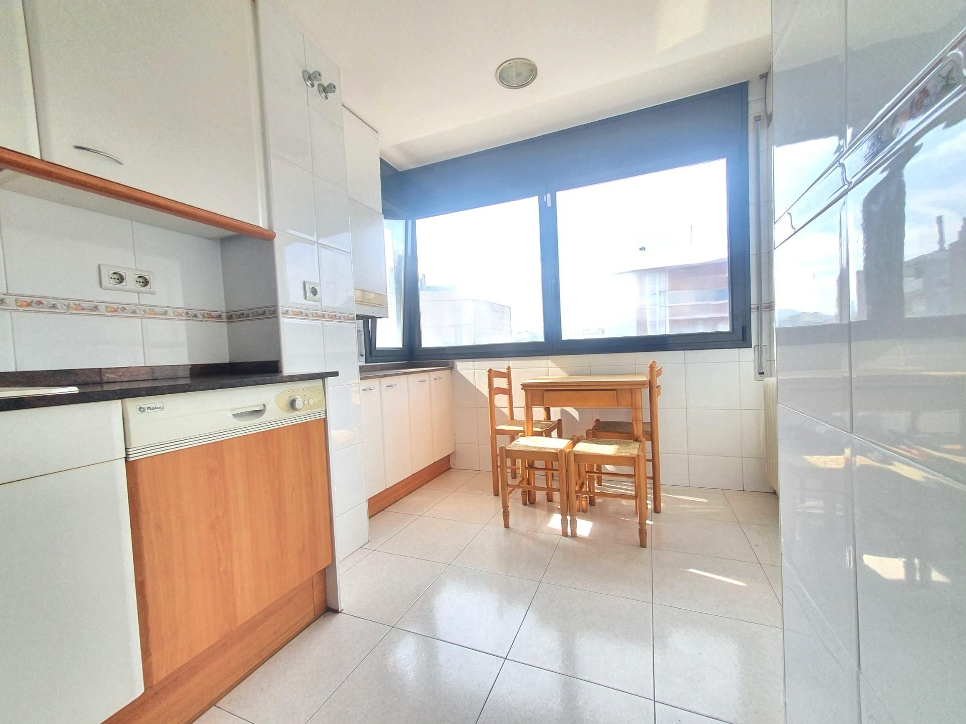 Kitchen of Flat for sale in Sabadell  with Heating, Terrace and Storage room