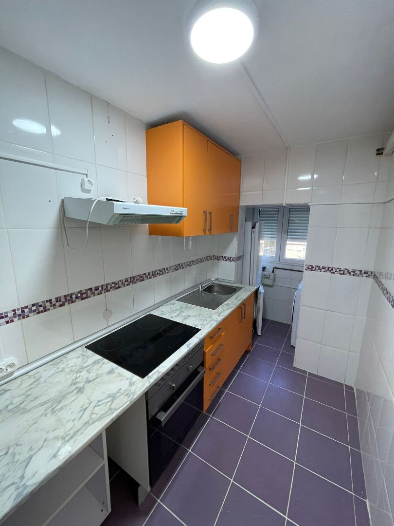 Kitchen of Flat for sale in  Madrid Capital  with Heating, Terrace and Oven