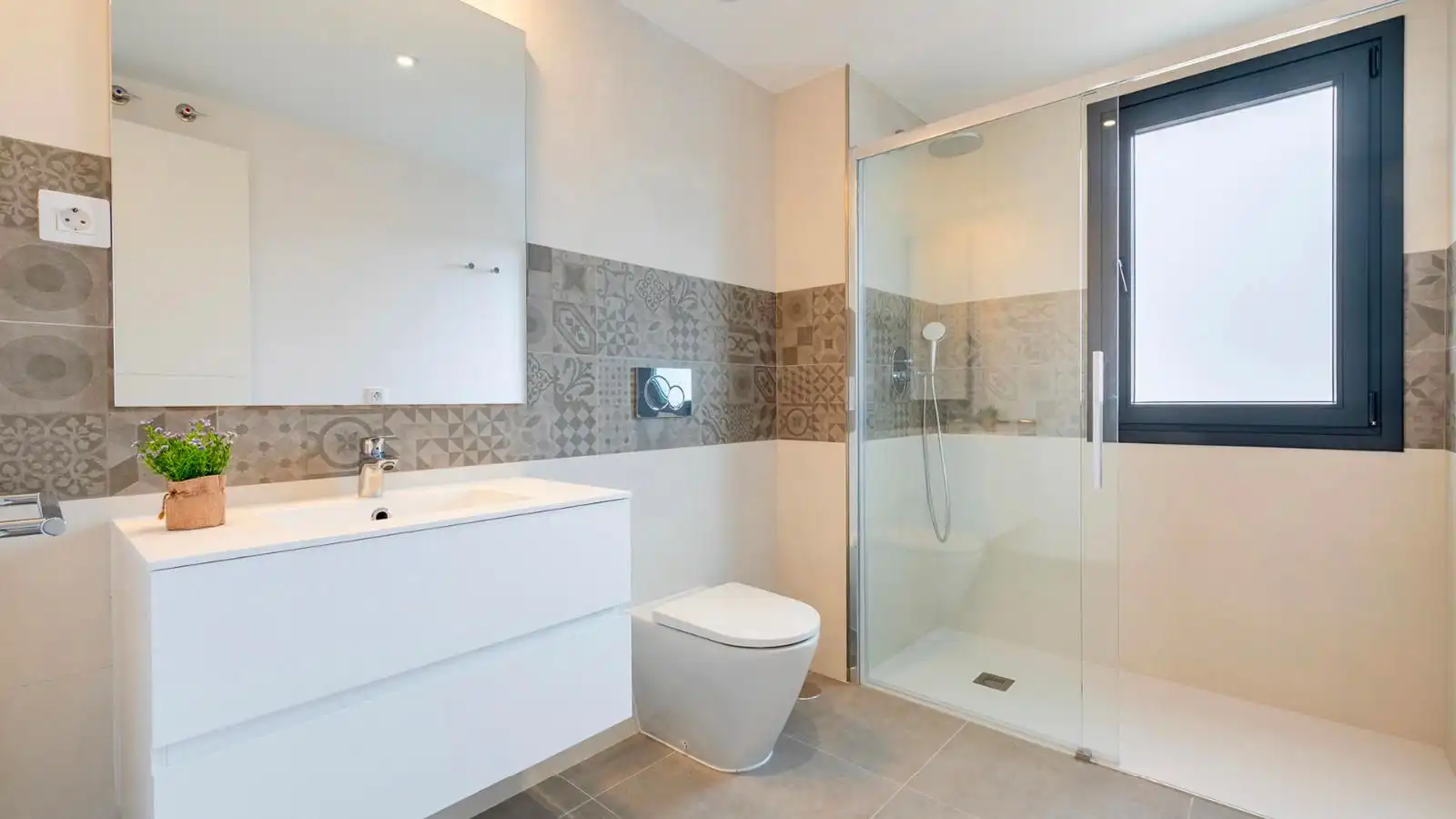 Baño de Casa o chalet en venta en Capdepera con Aire acondicionado, Calefacción y Jardín privado