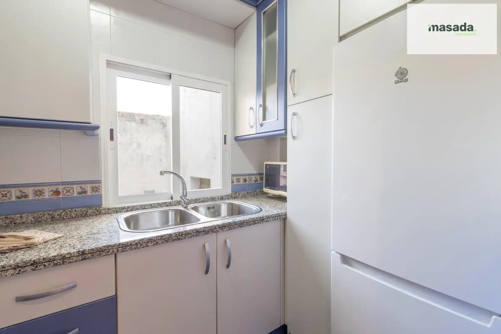 Cocina de Piso en venta en Granada con Terraza y Amueblado